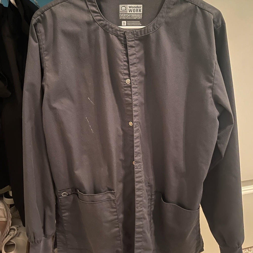 Wonder wink scrub jacket